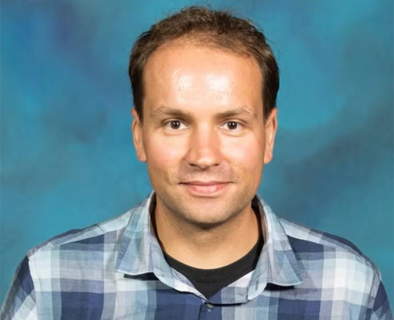 Professor Klaus Libertus headshot