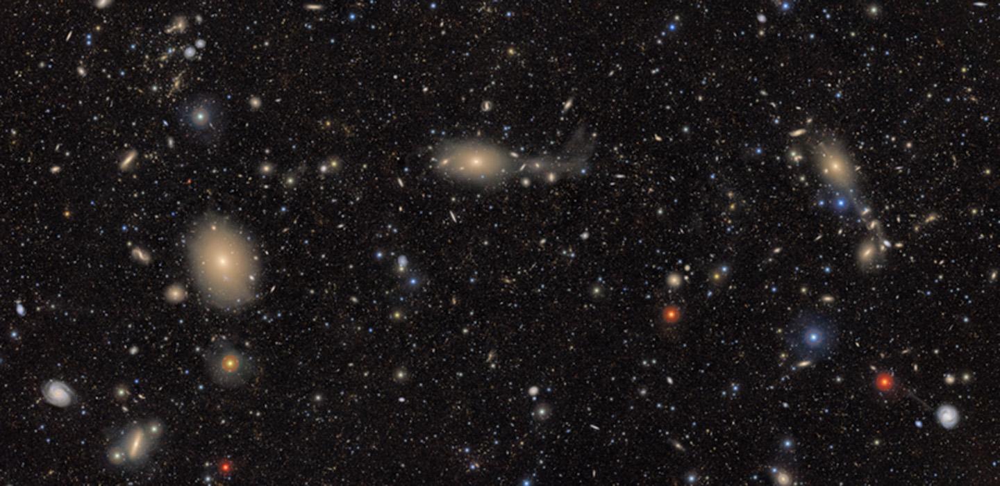 Veiw of space with many stars and galaxies