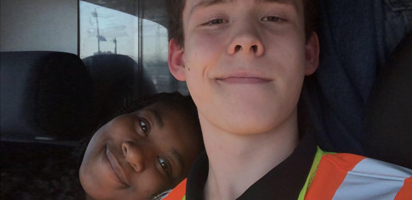 Taylor Smith and Mike Riederer taking a selfie together