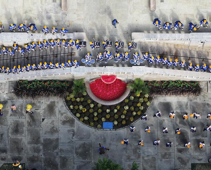 The Pitt Band plays on the steps of the Cathedral of Learning