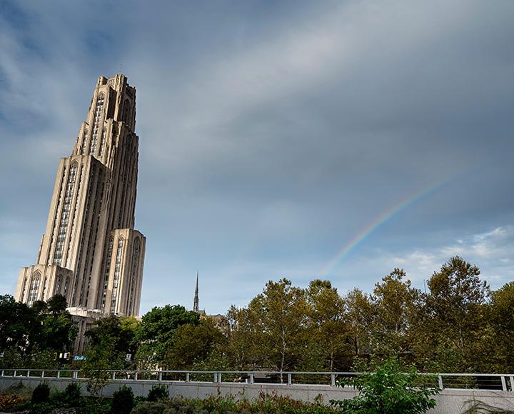 A rainbow next to the Cathedral of Learning
