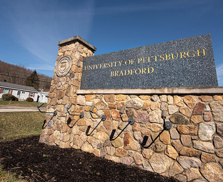 A stone sign at the University of Pittsburgh's Bradford campus