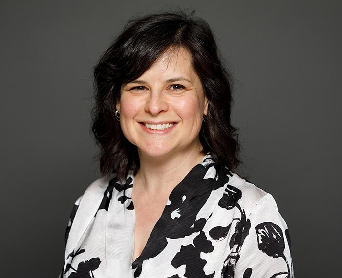 Cristina Murray-Krezan headshot
