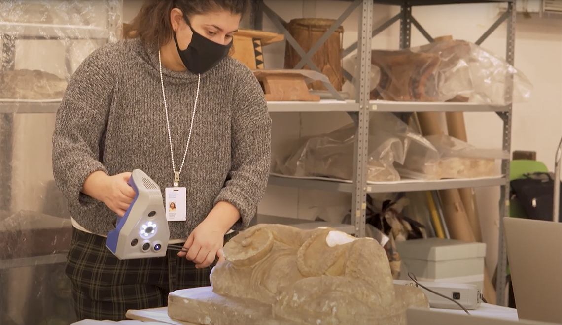 Brianna Stellini scanning ancient statue